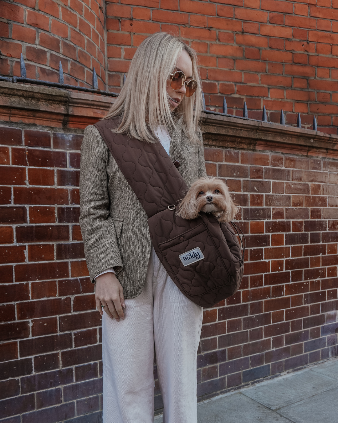 By Teddy Quilted Sling Kutyahordozó - Chocolate
