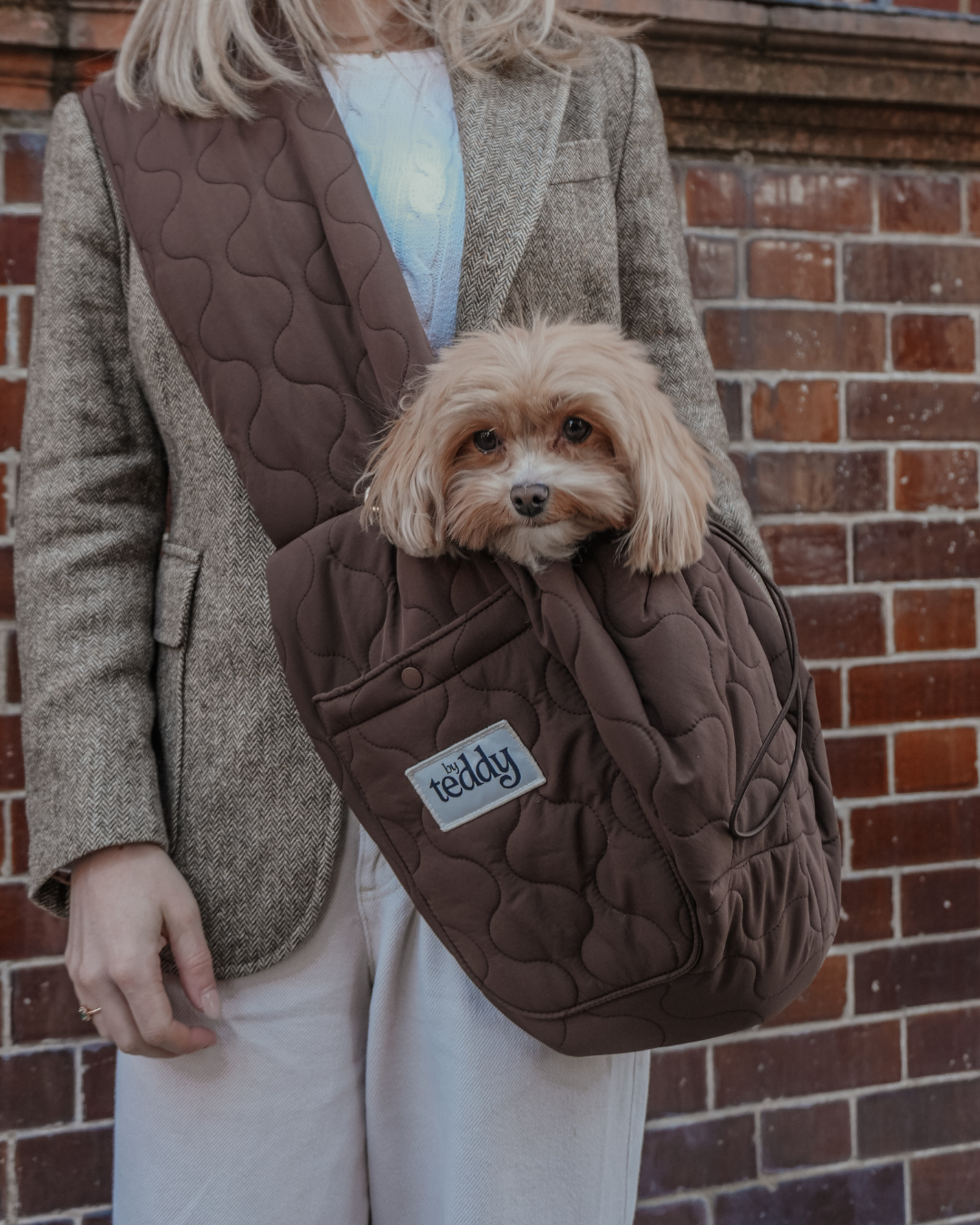 By Teddy Quilted Sling Kutyahordozó - Chocolate