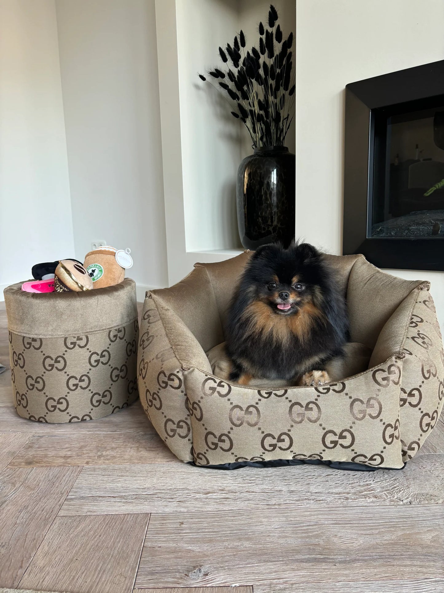 Beige GG Designer fekhely